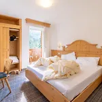 Albergo Canazei 3*