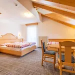 Albergo Canazei Canazei