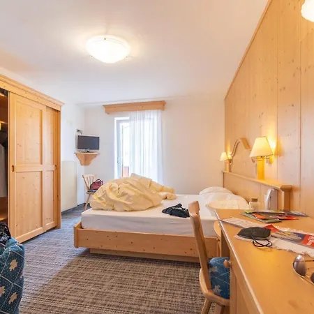 Albergo Canazei Canazei