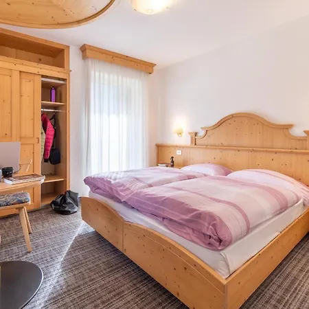 Bed & Breakfast Albergo Canazei