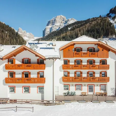 Albergo Canazei 3*