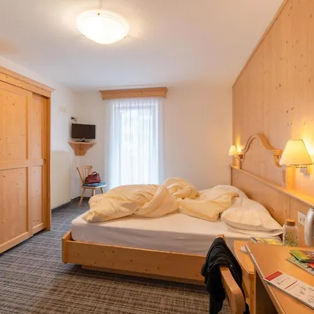 Albergo Canazei * Canazei