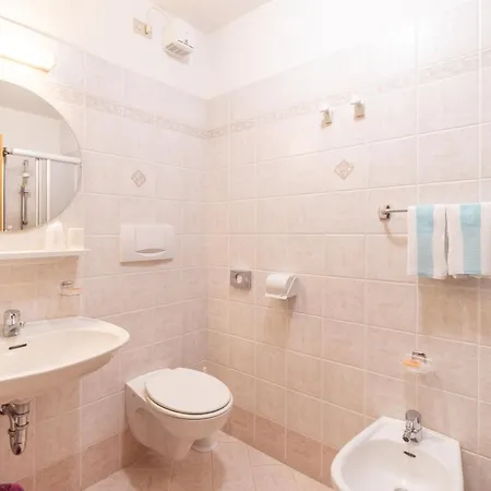 Albergo Canazei Bed & Breakfast Canazei